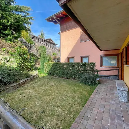 A Schiera, Giardino Privato E Box Doppio וילה