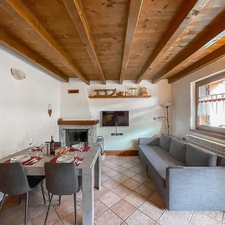 A Schiera, Giardino Privato E Box Doppio וילה San Pietro (Berbenno di Valtellina)